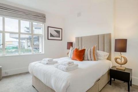 4 bedroom flat to rent, Park Road, London NW8