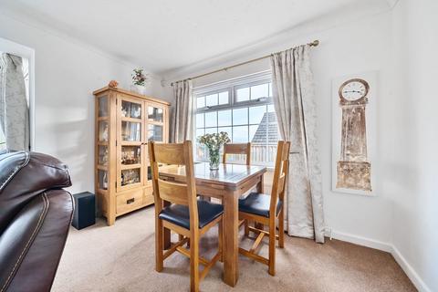 3 Broadparks Close, Exeter, EX4 9HB