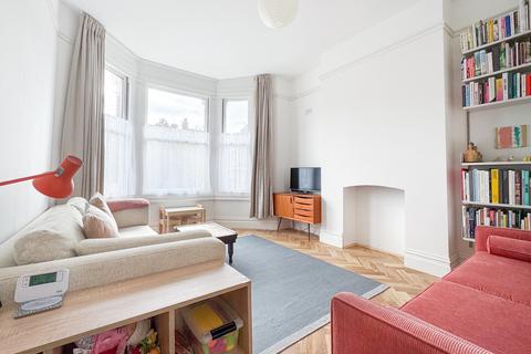 2 bedroom flat for sale, Chevening Road, London NW6