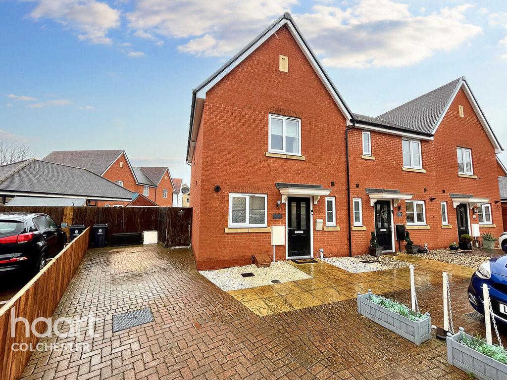 Ernest Fancy Lane, Colchester 2 bed end of terrace house - £275,000