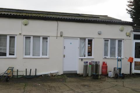 Office to rent, Dunmow