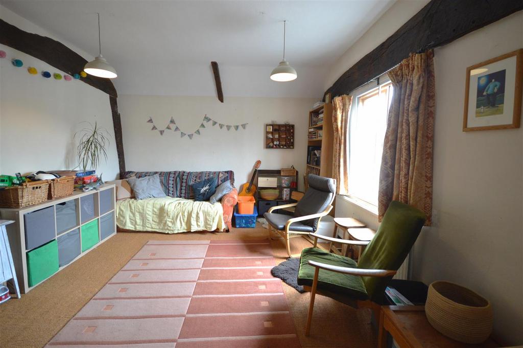 Dining area flat
