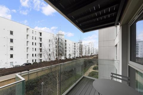1 bedroom apartment for sale, Corsair House, Starboard Way, London, E16
