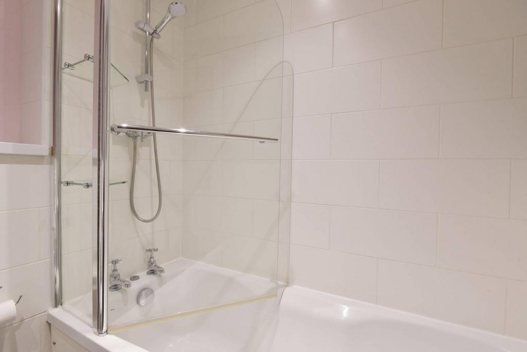 MFL3235748 243.jpg