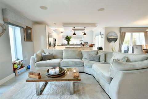 5a Axwell View, Whickham, Newcastle Upon Tyne, NE16 4JS