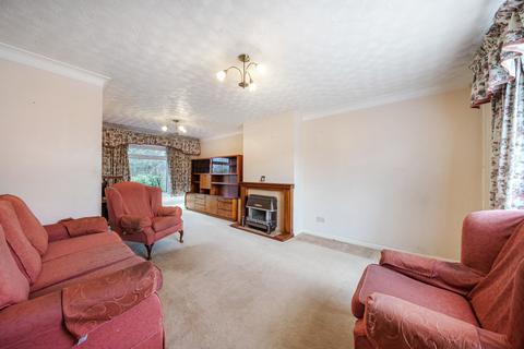4 bedroom semi-detached house for sale - Longmeadow, Frimley, Camberley, Surrey, GU16