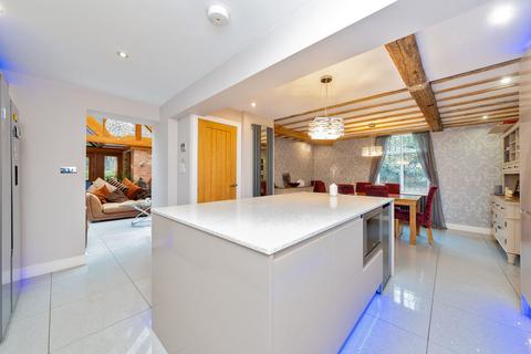 4 bedroom cottage for sale, Woburn Sands, Milton Keynes MK17