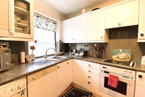 4 bedroom link detached house for sale, Staines-upon-Thames, Surrey TW18