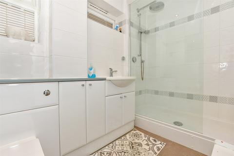 1 Worcester Close, Istead Rise, Gravesend, DA13 9LB