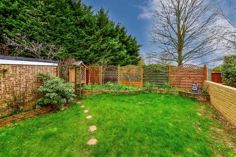 1 Worcester Close, Istead Rise, Gravesend, DA13 9LB