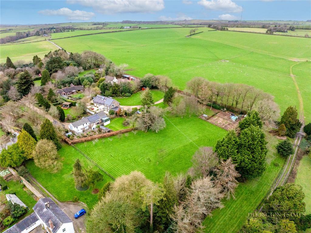 Torrington, Devon EX38 4 bed detached house for sale £800,000