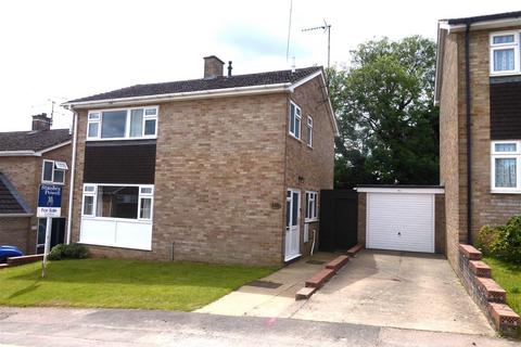 3 bedroom detached house for sale, Balmoral Avenue, Banbury