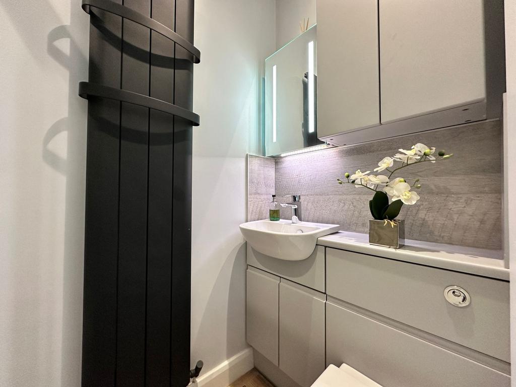 Ensuite