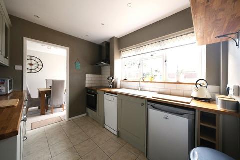 25 Alexander Crescent, Oakham, LE15 6LA