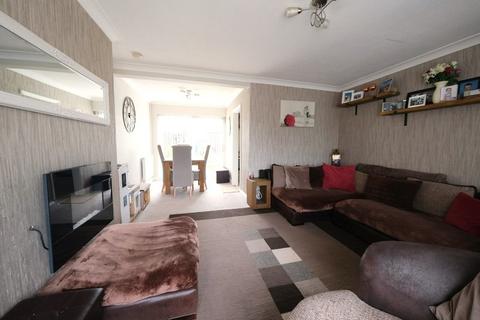25 Alexander Crescent, Oakham, LE15 6LA