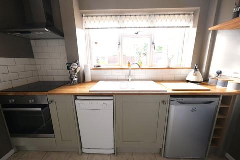 25 Alexander Crescent, Oakham, LE15 6LA