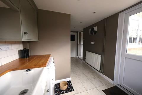 25 Alexander Crescent, Oakham, LE15 6LA