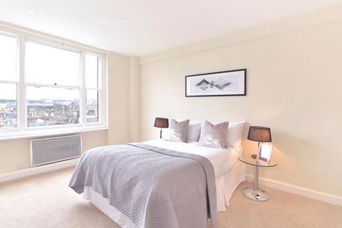 2 bedroom apartment to rent, Hill Street, Mayfair W1J