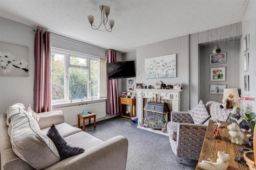 Longford Crescent, Bulwell NG6 2 bed terraced house for sale £140,000