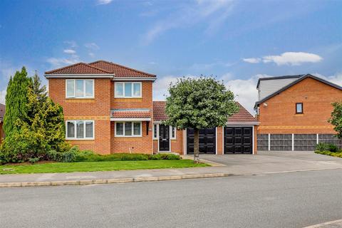 4 bedroom detached house for sale - Sandwell Close, Long Eaton NG10