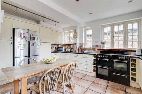246 Basford Road, Nottingham, NG6 0HY