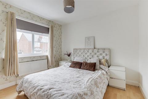 167 Bannerman Road, Nottingham, NG6 9HX