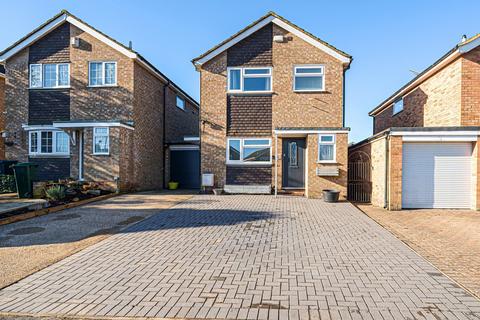 3 bedroom detached house for sale, The Hawthorns, Maple Cross, Rickmansworth