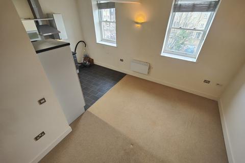 1 bedroom flat to rent, Joshua House, Textile Street, Dewsbury, West Yorkshire, WF13
