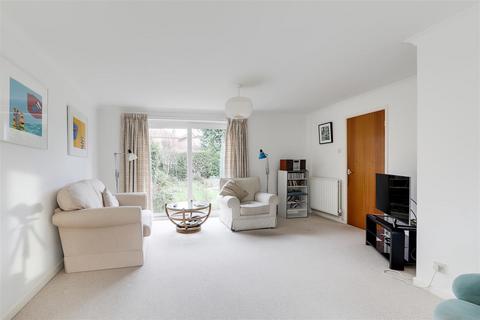 4 bedroom detached house for sale, Burleigh Road, West Bridgford NG2