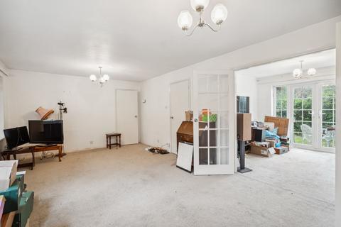 14 Barrards Way, Seer Green, Beaconsfield, HP9 2YZ
