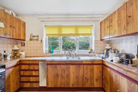 14 Barrards Way, Seer Green, Beaconsfield, HP9 2YZ