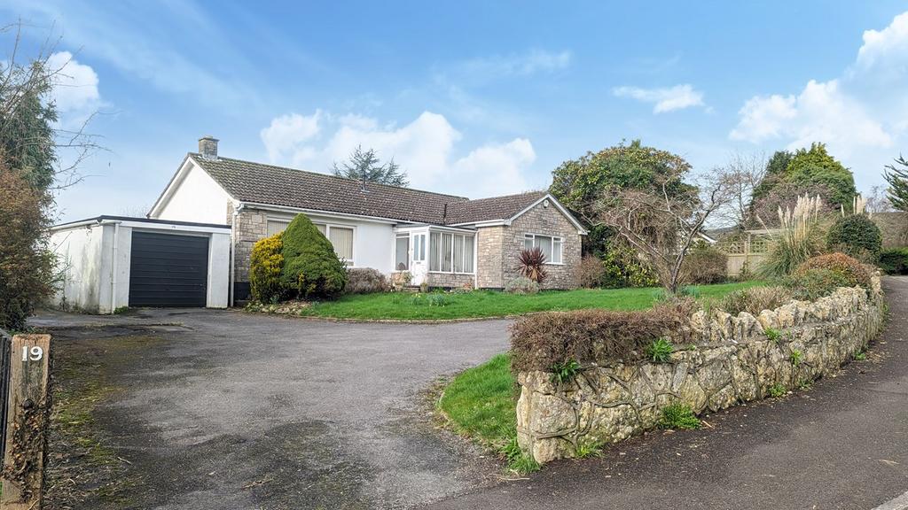Back Lane, Westbury Sub Mendip, Wells, BA5 3 bed bungalow for sale £
