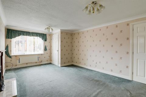 2 bedroom detached bungalow for sale - Hickton Drive, Beeston NG9