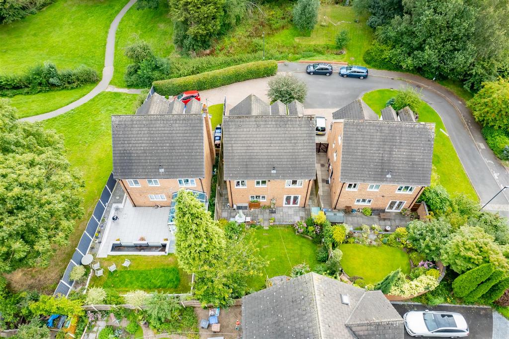 15, Kirkstead Close Oakwood - Full Res (13 of 17).