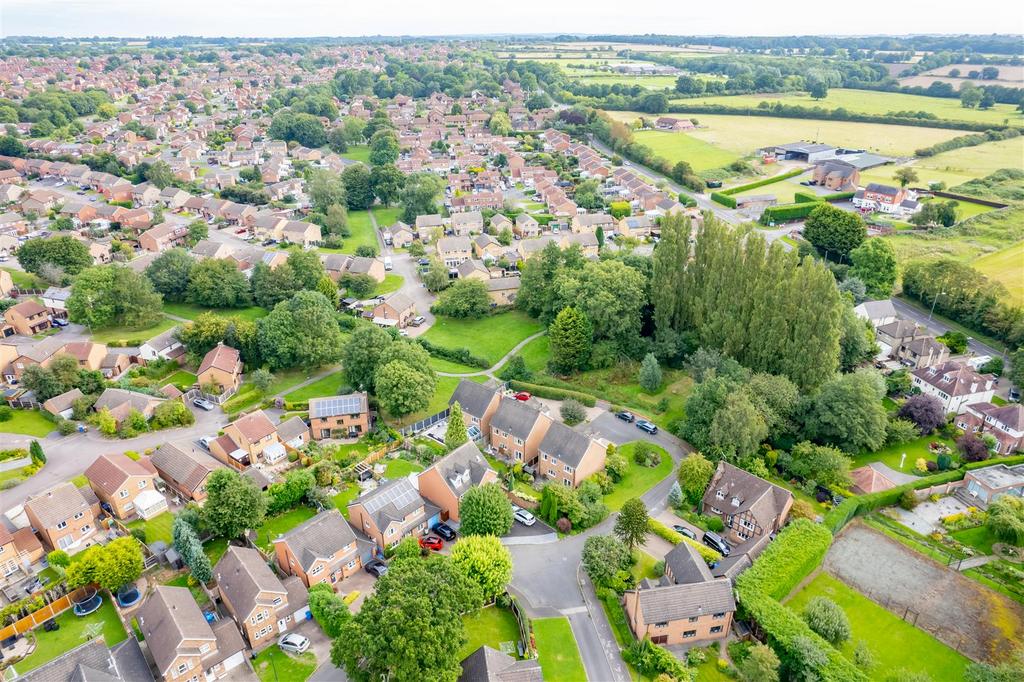 15, Kirkstead Close Oakwood - Full Res (14 of 17).