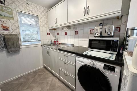 217 Clun Road, Wick, Littlehampton, BN17 7ES