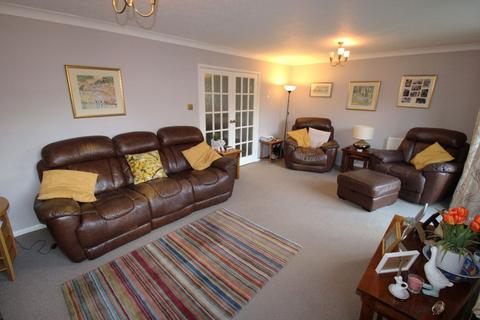 92 Foxhill, Olney, MK46 5HF