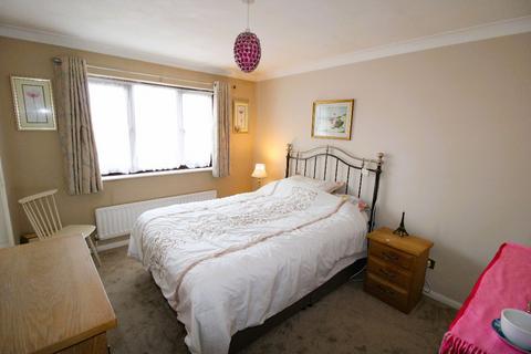 92 Foxhill, Olney, MK46 5HF