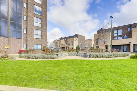 2 bedroom flat for sale, Portside Street, Trent Quays NG2
