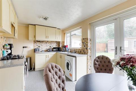 3 bedroom semi-detached house for sale, Neston Drive, Cinderhill NG6