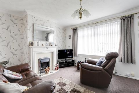 38 Beauvale Crescent, Hucknall, Nottingham, NG15 6PA