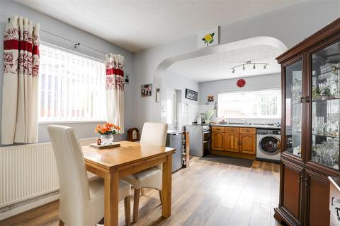 38 Beauvale Crescent, Hucknall, Nottingham, NG15 6PA