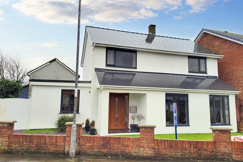 4 bedroom detached house for sale, THE WHIMBRELS, REST BAY, PORTHCAWL, CF36 3TR