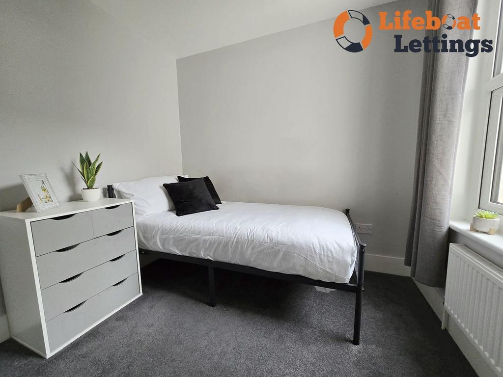 Bedroom 2a