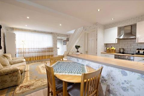 2 bedroom end of terrace house for sale, SPOONERS MEWS, ACTON, LONDON, W3