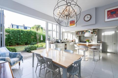 6 bedroom detached house for sale, Tabor Grove, London, SW19