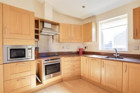 3 bedroom penthouse for sale, Hope Drive, The Park NG7