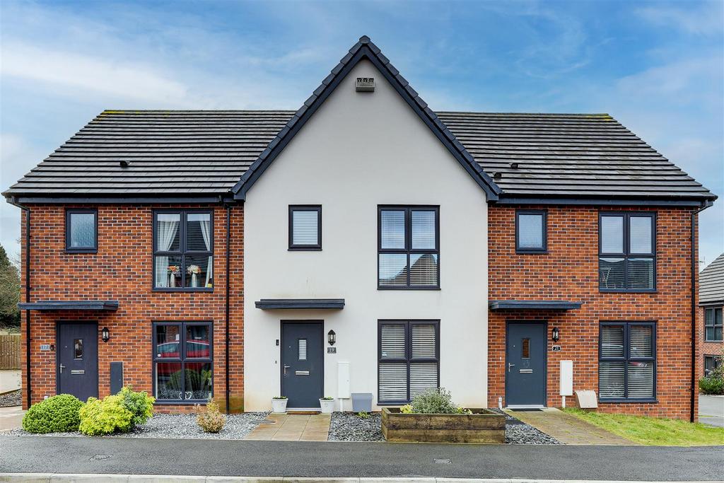 Wootton Close, Leabrooks DE55 3 bed terraced house for sale £200,000