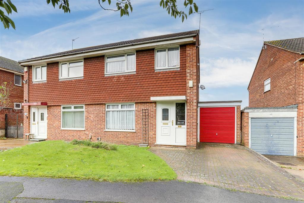 Chesham Drive, Bramcote NG9 3 bed semidetached house for sale £280,000