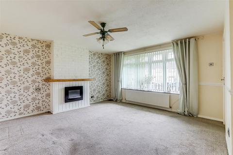 3 bedroom semi-detached house for sale, Smithy Close, Clifton NG11